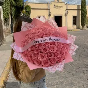 Ramo de 50 rosas
